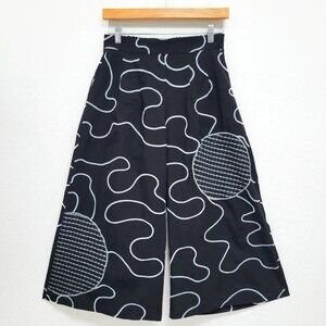 Niche Black and White Swirl Patch Wide Leg Pant